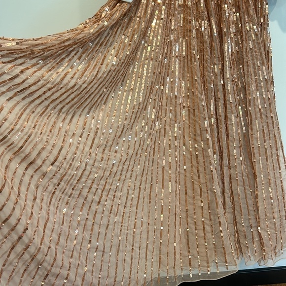 MAC DUGGAL Sequin Surplice Tulle Gown - Apricot $598 MSRP new w tags full length - Picture 10 of 13